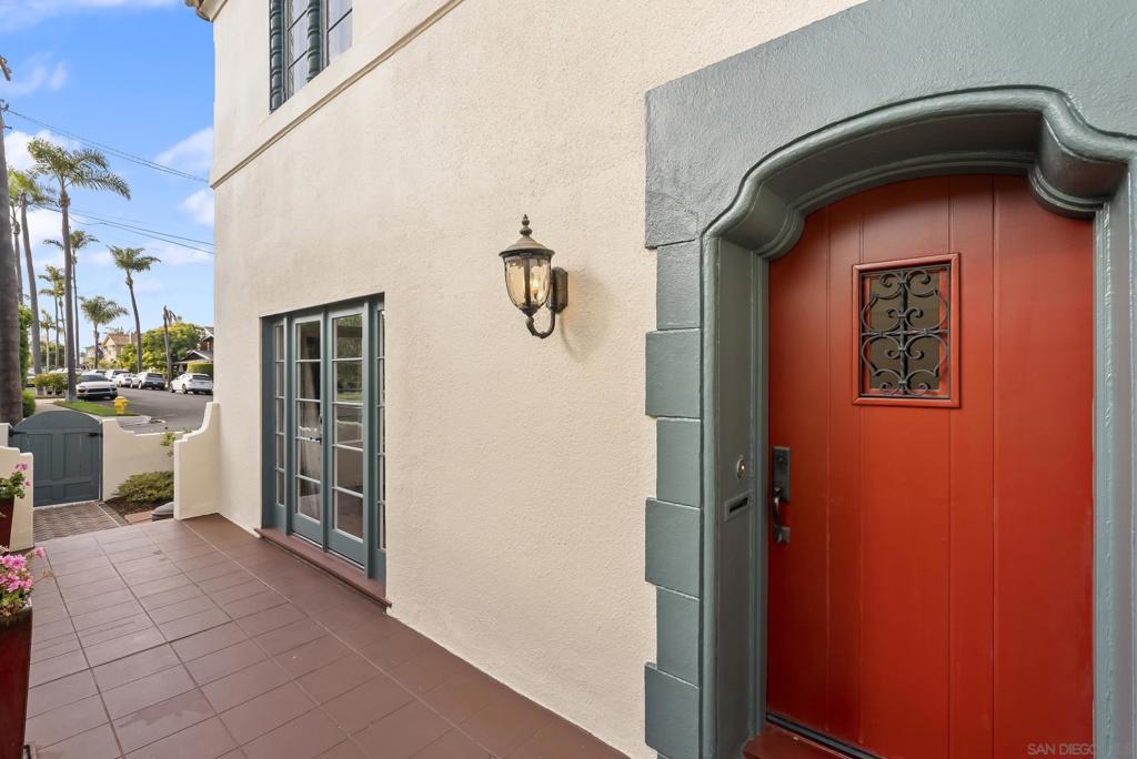 MLS #250043762SD image #3