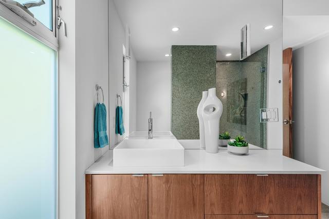 633 N Belardo Road, Palm Springs CA: https://media.crmls.org/mediaz/c3ea6970-2c12-456b-9da7-778fc9bb8f06.jpg