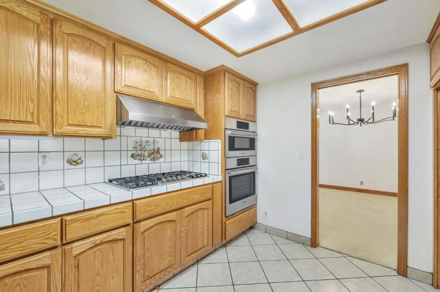1615 Corte De Callas, San Jose CA: https://media.crmls.org/mediaz/c3eb4c70-9b89-4fc5-81d3-4bcca370086c.jpg