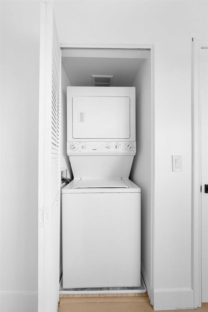 1030 Robinson Ave - photo 10