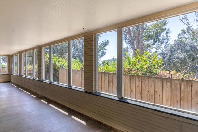 21130 E Cliff Drive, Santa Cruz CA: https://media.crmls.org/mediaz/c3ebb54a-f2cf-43b4-bcfa-60d00f346d22.jpg