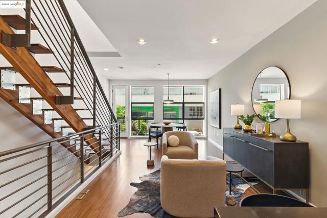 1213 67Th St, Oakland CA: https://media.crmls.org/mediaz/c3ec6c10-30da-4df8-81db-4d4d1908c0a4.jpg