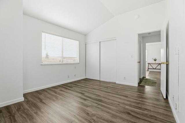 251 Gibson Drive, Hollister CA: https://media.crmls.org/mediaz/c3eda948-473e-4bba-9005-a9a4f9638cf4.jpg