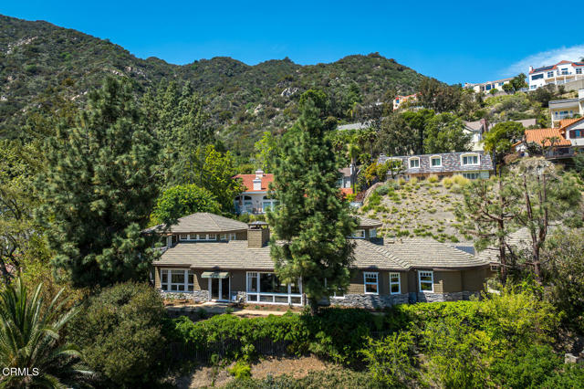 Detail Gallery Image 5 of 70 For 3189 Beaudry Ter, Glendale,  CA 91208 - 3 Beds | 3 Baths