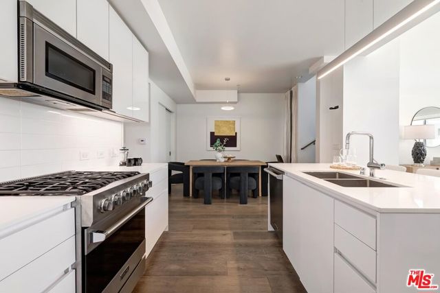 3 Bed Home for Sale in Santa Monica, California