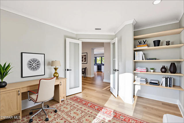 3118 Big Sky Drive, Thousand Oaks CA: https://media.crmls.org/mediaz/c3f0b59c-ab77-4dc9-9784-ea757145ac3c.jpg