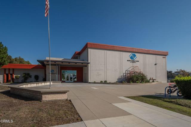 3475 E Karena Court, Camarillo CA: https://media.crmls.org/mediaz/c3f0e1a8-76e4-4c92-8d17-ed4e26911835.jpg