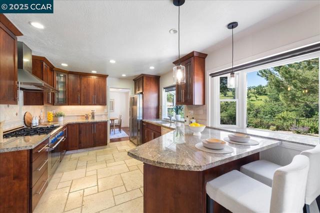 2787 Morgan Dr, San Ramon CA: https://media.crmls.org/mediaz/c3f1c8d5-2b28-4c33-83cf-f24d14b432ea.jpg