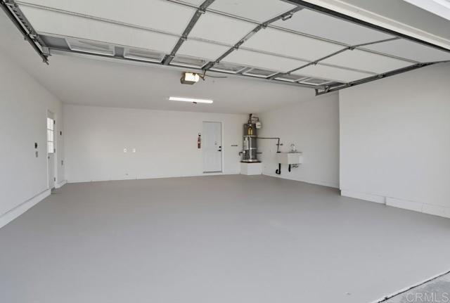 421 Locdel Court, Chula Vista CA: https://media.crmls.org/mediaz/c3f35018-563f-413a-984e-2d338ee110e1.jpg