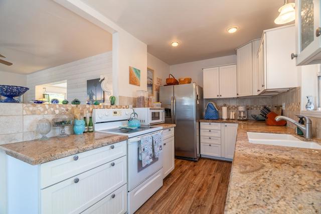 Image 13 of 51 For 4969 Randlett Drive