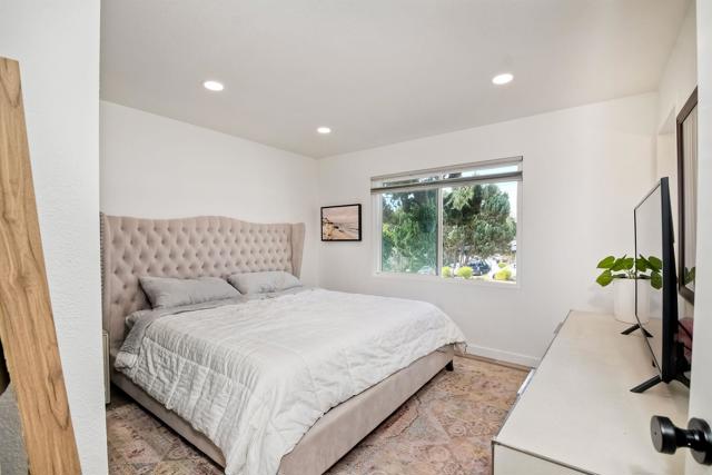 229 Yacon Street, Vista CA: https://media.crmls.org/mediaz/c3f4ca75-fabb-4fe9-be4c-74c782aedd91.jpg