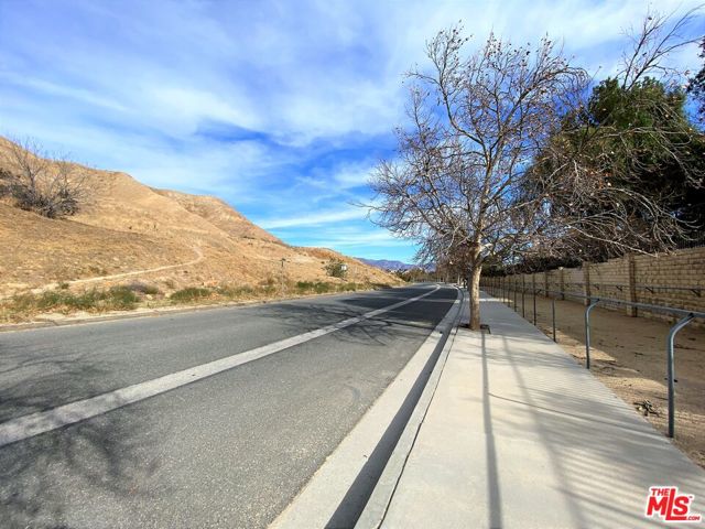 0 Sesnon, Granada Hills CA: https://media.crmls.org/mediaz/c3f50497-32a3-4bc6-b0e5-bcbe62724c38.jpg