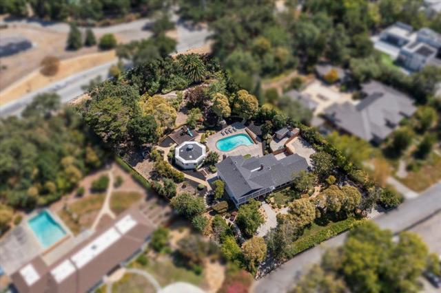 14228 Amherst Court, Los Altos Hills CA: https://media.crmls.org/mediaz/c3f53154-4c3f-4625-9ec6-b9a2cb638917.jpg