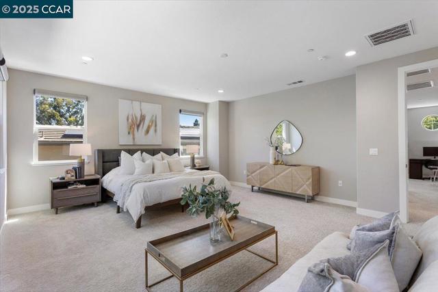 17691 Whisper Ln, Castro Valley CA: https://media.crmls.org/mediaz/c3f62574-7537-4891-ad8c-afa63b3ec059.jpg