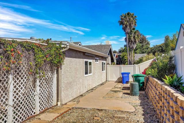 Detail Gallery Image 21 of 28 For 1733 Schooner Way, Carlsbad,  CA 92008 - 3 Beds | 2 Baths
