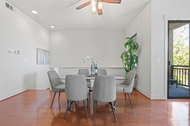 1207 66th Street, Oakland CA: https://media.crmls.org/mediaz/c3f736f5-6d89-4f23-9e54-14804bb80750.jpg