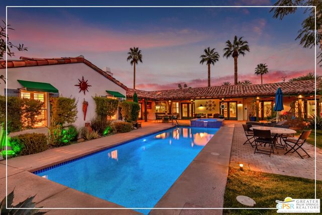 535 E Via Colusa, Palm Springs CA: https://media.crmls.org/mediaz/c3f75ee1-2c4e-4d31-b049-8a82dbef3277.jpg