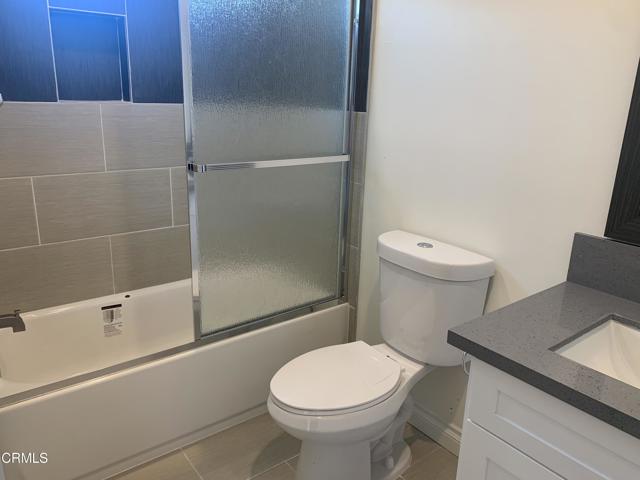 729 S Kern Avenue, Los Angeles CA: https://media.crmls.org/mediaz/c3f864bc-0164-4cd2-b91b-7c11ba1955a9.jpg