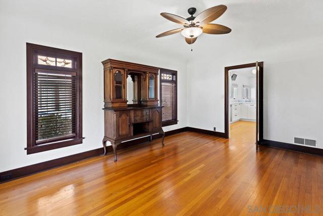 2302 Fort Stockton, San Diego CA: https://media.crmls.org/mediaz/c3f88a83-71dd-48fb-ab19-faf3091212b9.jpg