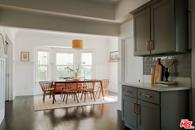 2907 Halldale Avenue, Los Angeles CA: https://media.crmls.org/mediaz/c3f8e044-47fa-460c-a9bb-1d6767cefb37.jpg