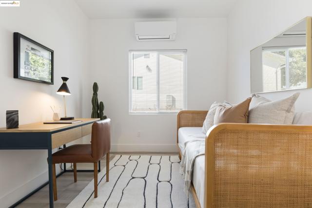 1026 43rd St, Emeryville CA: https://media.crmls.org/mediaz/c3f8e31d-c246-4af5-8645-386d470c6904.jpg