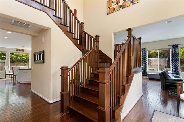 Detail Gallery Image 3 of 21 For 7047 Rose Dr, Carlsbad,  CA 92011 - 4 Beds | 4/1 Baths