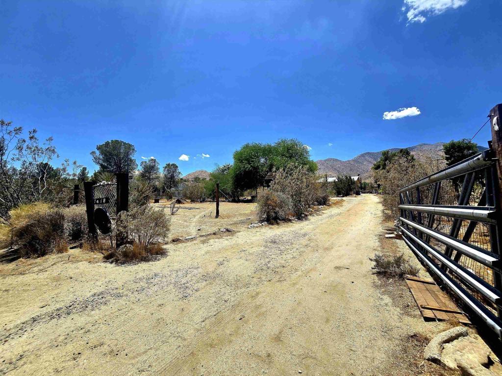 7438 Kickin Horse Trail