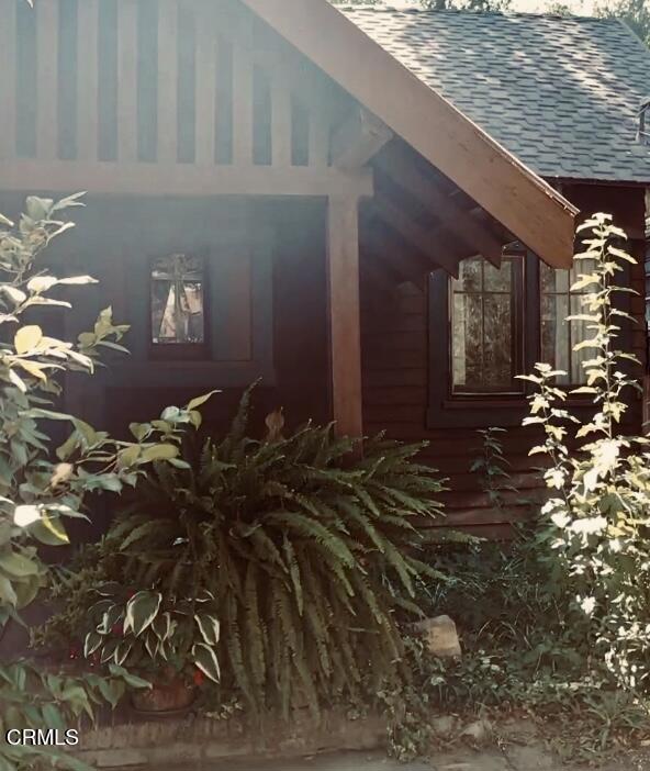 591 N Oakland Avenue, Pasadena CA: https://media.crmls.org/mediaz/c3fa8b23-55bf-434f-b7ab-8a93bfbcfac1.jpg