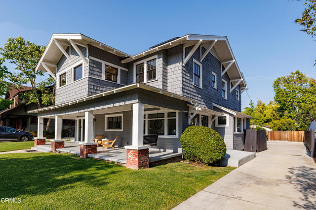 1954 Primrose Avenue, South Pasadena CA: https://media.crmls.org/mediaz/c3fa9fcb-139f-4f10-b316-1297a8010be6.jpg