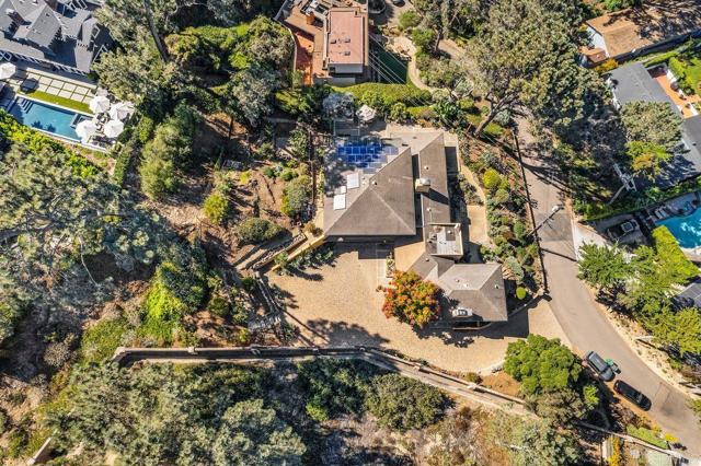Detail Gallery Image 2 of 60 For 1859 Zapo St, Del Mar,  CA 92014 - 5 Beds | 4/1 Baths