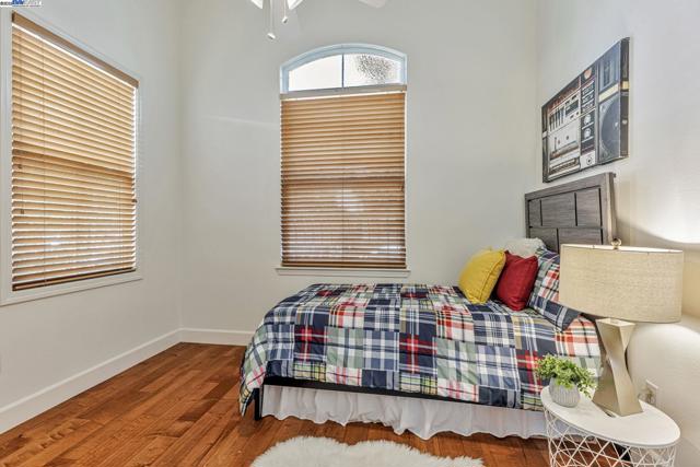 14 Poppy Hills, San Ramon CA: https://media.crmls.org/mediaz/c3fab519-0dde-4346-a1e6-2d373bf7d38f.jpg