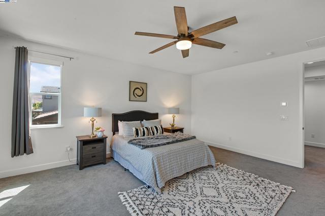 2222 Davie Pl, Tracy CA: https://media.crmls.org/mediaz/c3fc4510-2c7a-42b0-98fb-1fbb37bdcd2b.jpg