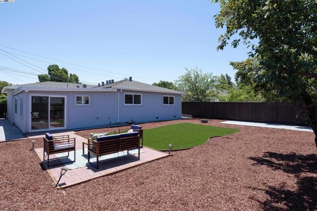 Image 35 of 36 For 3818 Shasta Cir