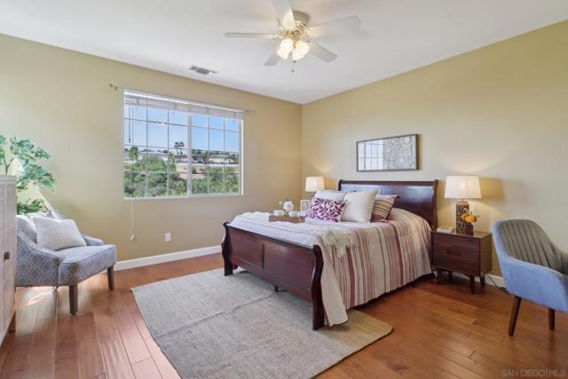 11856 Miro Circle, San Diego CA: https://media.crmls.org/mediaz/c3fda5c0-b5ca-4fb3-be63-9b3cb83ef7e7.jpg