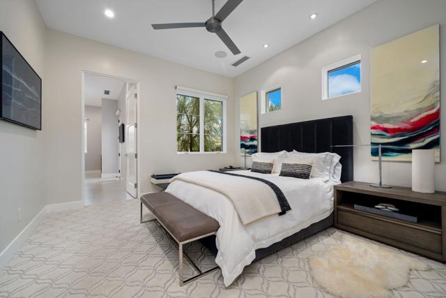 80840 Via Portofino, La Quinta CA: https://media.crmls.org/mediaz/c3fe8e40-10fb-4132-b6a3-016c58bd991a.jpg