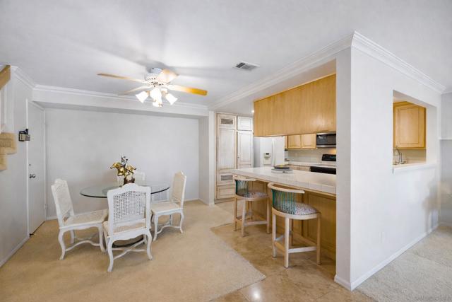 22 Montego Ct, Coronado CA: https://media.crmls.org/mediaz/c3fee729-b3a3-47e5-b6c9-6f2a18aed8ac.jpg