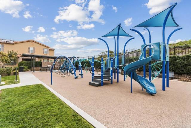 Detail Gallery Image 35 of 35 For 6675 Agave Cir, Carlsbad,  CA 92011 - 4 Beds | 3 Baths