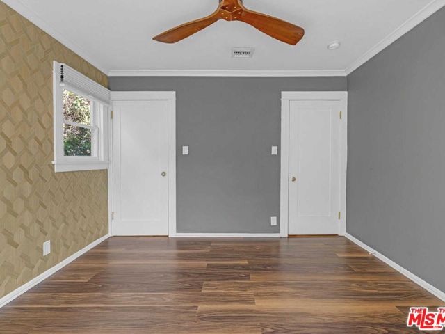 7024 De Longpre Avenue, Los Angeles CA: https://media.crmls.org/mediaz/c400e76c-636d-4a36-b4dc-938f3358c06b.jpg