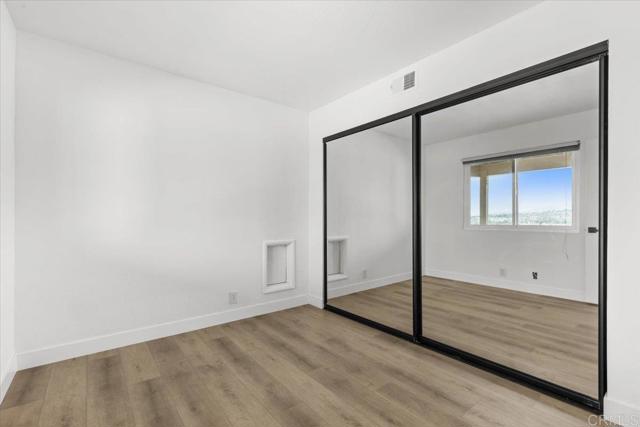 1435 Archwood Place, Escondido CA: https://media.crmls.org/mediaz/c40162a7-3595-4631-aa33-6c963e445945.jpg