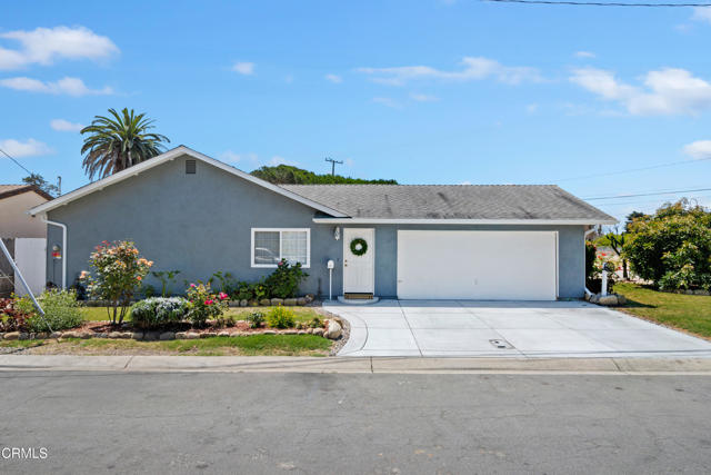 Detail Gallery Image 1 of 19 For 4617 9th St, Carpinteria,  CA 93013 - 3 Beds | 2 Baths
