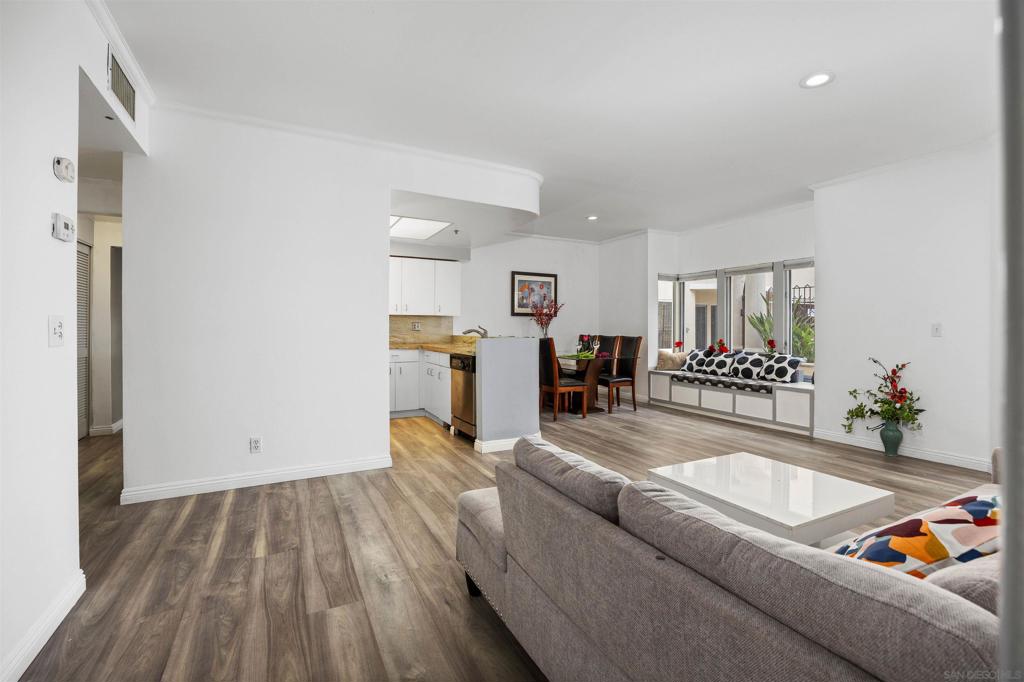 620 State St - photo 5