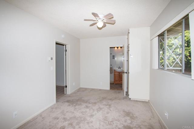 1143 Portola Street, Vista CA: https://media.crmls.org/mediaz/c4038a27-1026-4a7c-aa6b-99efec60e700.jpg