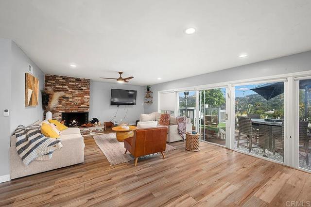 Detail Gallery Image 10 of 28 For 4636 Panorama Dr, La Mesa,  CA 91941 - 3 Beds | 2 Baths