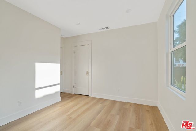 7957 Fountain Avenue photo 25