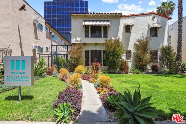 8433 Blackburn Avenue, Los Angeles CA: https://media.crmls.org/mediaz/c4077441-cd3d-42b9-abb2-6f5cc0661a6e.jpg