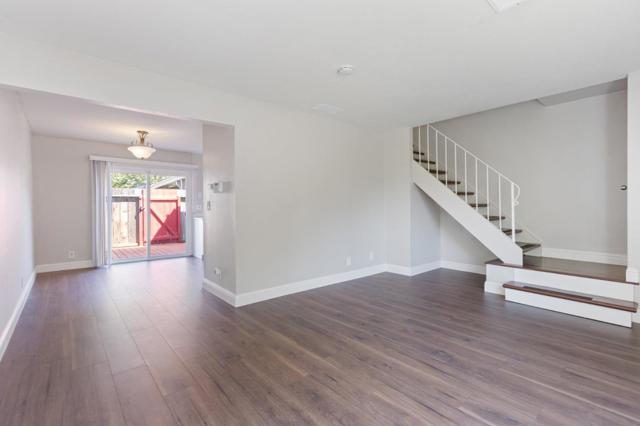 1810 Queen Victoria Way, San Jose CA: https://media.crmls.org/mediaz/c40804af-9fc8-4c41-98f1-9ddd17840bde.jpg