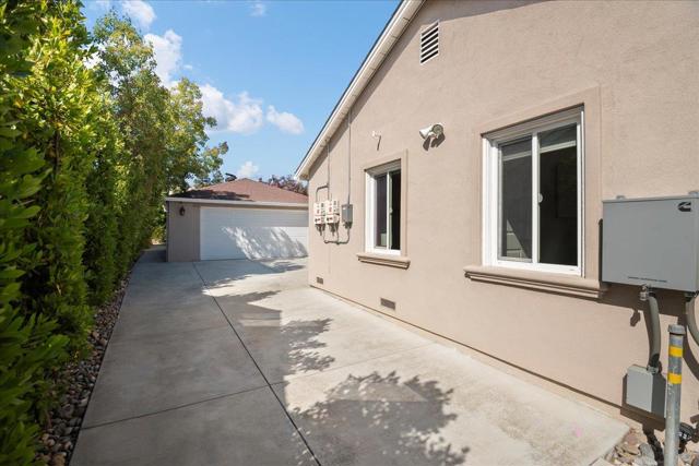 180 Maro Drive, San Jose CA: https://media.crmls.org/mediaz/c40820b4-39dd-4d69-93a2-e791ccc68462.jpg