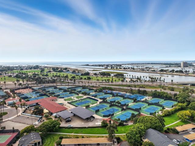 4444 W Point Loma Blvd, San Diego CA: https://media.crmls.org/mediaz/c409a5d2-030b-4a7f-a9eb-a0525b974a24.jpg