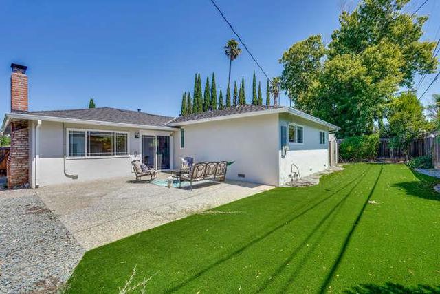 898 La Plata Plaza, Campbell CA: https://media.crmls.org/mediaz/c40ac390-4ff1-4dff-87e2-330ea7d33f33.jpg