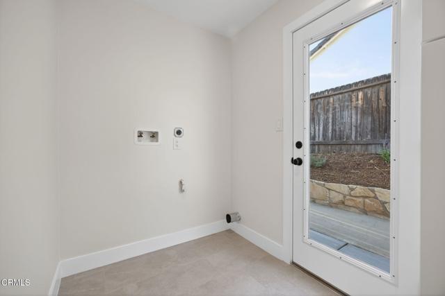 400 Dayloma Avenue, Ventura CA: https://media.crmls.org/mediaz/c40acd86-40d4-4b31-83cb-bd45599c6522.jpg